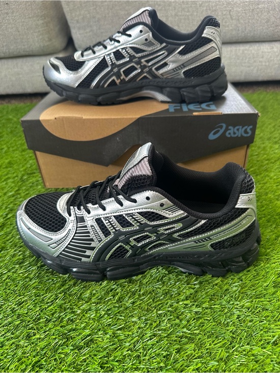 Asics Other - ASICS Men’s Black Silver Lace-up Low top Mesh Running sneakers New In Box
